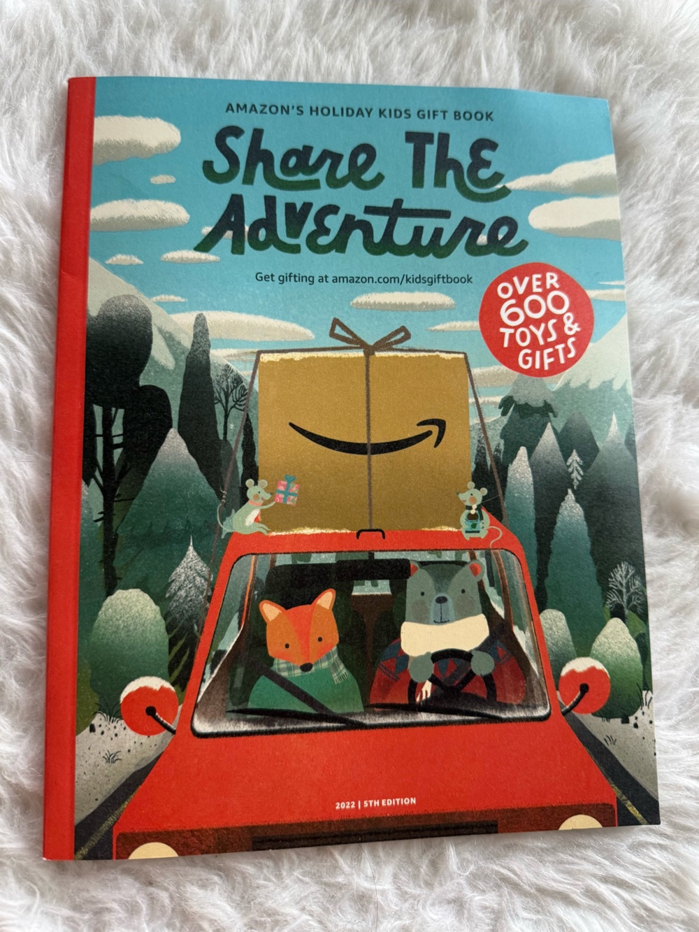 Amazon Kids Holiday Gift Guide Book 2022